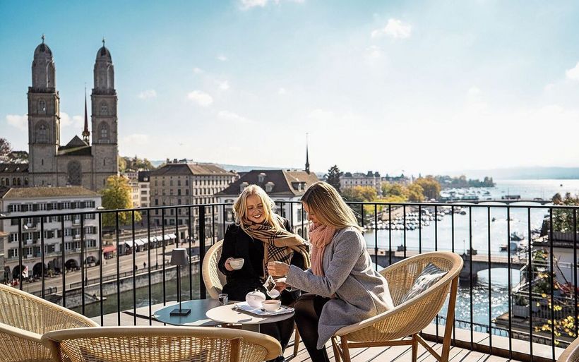 Die Rooftop-Bar The Nest im «Storchen» Zürich: Mit Aussicht können Hotels bei den Franzosen punkten.