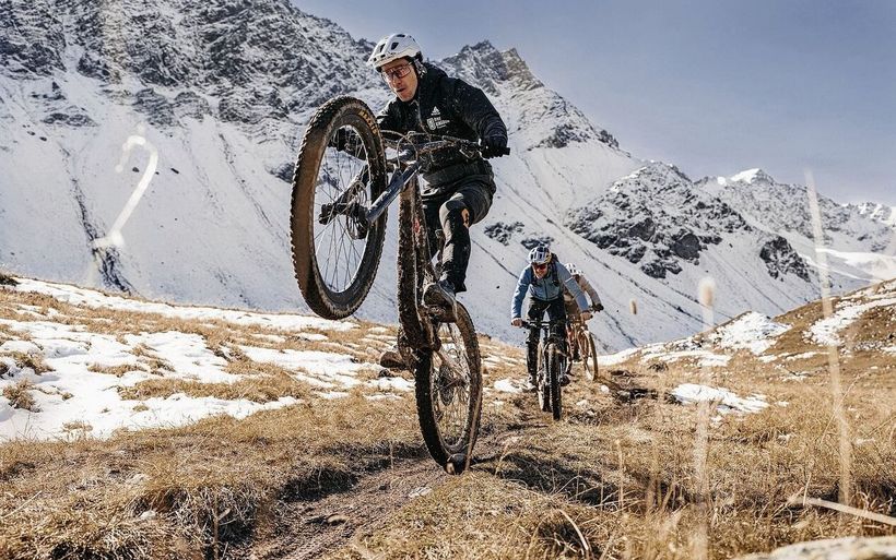 Die Biketrails sind in Lenzerheide offen, bis die Skipisten öffnen, wenn es die Witterung zulässt.