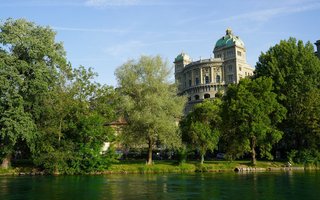 MWST-Sondersatz, Beherbergung, HotellerieSuisse, WAK-S, Mehrwertsteuer, Ständerat, Hotellerie, Tourismus