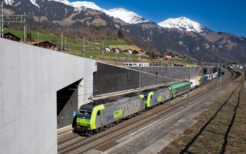 Schweizerische Arbeitsgemeinschaft für die Berggebiete, Verkehr 45, Berggebiete, Verkehrspolitik, Regionalpolitik, Scuol, Pius Kaufmann