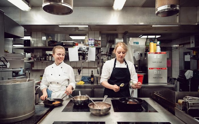 Berufsbildung, Lehrverträge, Lernende, Hotellerie, Gastronomie, Nachwuchs, Fachkräftemangel