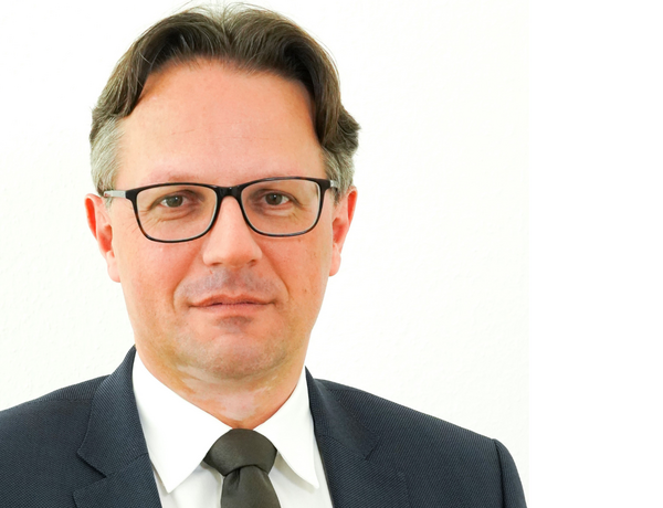 Geopolitik, Schweizer Tourismus, globale Unsicherheit, internationale Ordnung, Reisetrends, Sicherheitspolitik, Tourismus Schweiz
