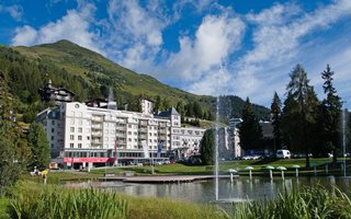 Hotel Seehof Davos, Revo Hospitality Group, Ernst Aschi Wyrsch, Grandhotel Belvedere Davos,