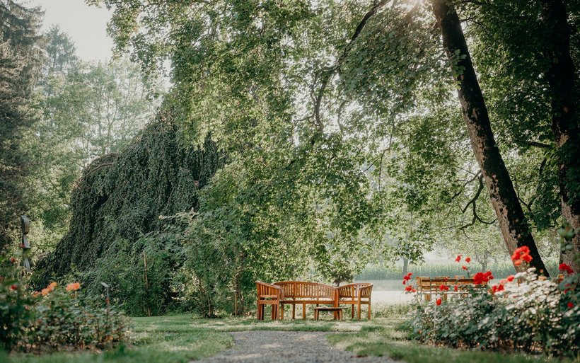 Hotelgarten, Mikroklima, Biodiversität, Nachhaltigkeit, Aussenräume, Klimaanpassung, Transpirationskälte