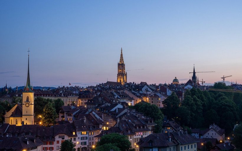 Nachtarbeit, Hotellerie, Arbeitsgesetz, Nachtzuschlag, Zeitzuschlag
