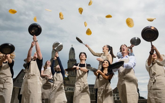 Sprachförderung Hotellerie, The Living Circle, Deutschkurse Mitarbeitende, Weiterbildung Gastronomie, Kommunikation Hotelbetrieb, Mitarbeitendenentwicklung Hotellerie, L-GAV Weiterbildungsfonds