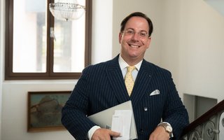 Lorenzo Pianezzi, HotellerieSuisse Ticino, HotellerieSuisse, Tessin Tourismus, Tourismuspolitik Schweiz, Fachkräftemangel Hotellerie, MWST-Sondersatz Hotellerie