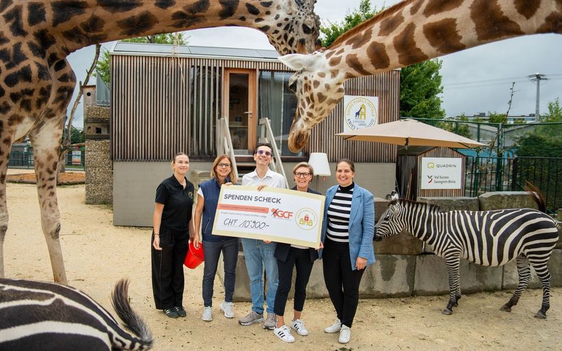 Delia Bargues, Praktikantin aus der HF für Tourismus und Management, Samedan und jetzt gerade Young Hotelière der Giraffen Lodge Sibylle Marti, Direktorin Knies Kinderzoo  Patric Vogel, Direktor Märchenhotel Braunwald Claudia Züllig, Direktorin Schweizerhof Lenzerheide Chantal Cartier, Geschäftsführerin Swiss Family Hotels