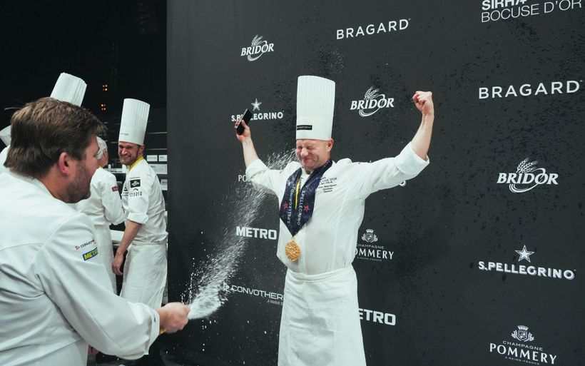 Champagnerdusche für Chefkoch Brian Mark Hansen