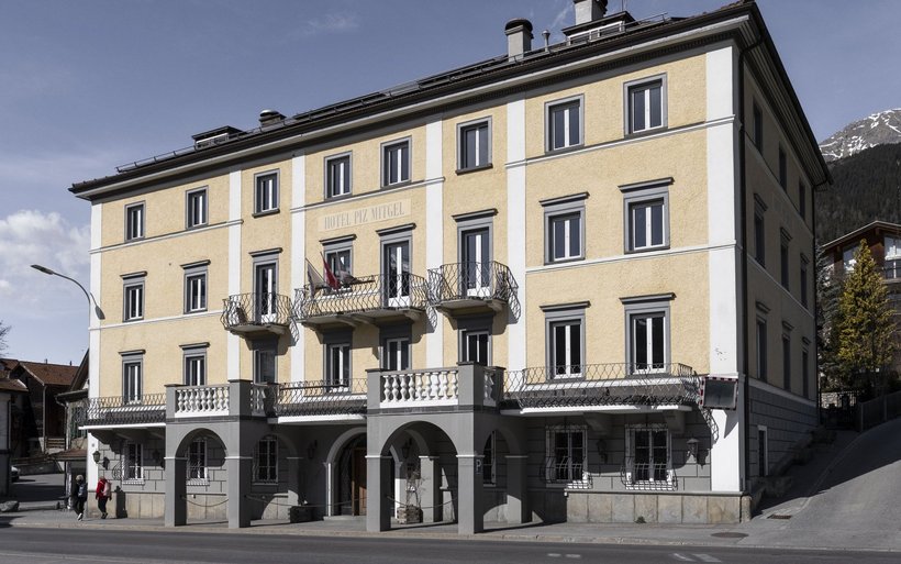 Hotel Piz Mitgel
