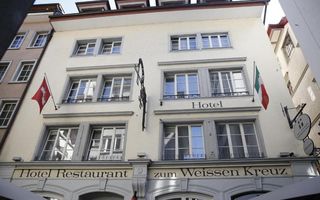 Aussenansicht Hotel & Restaurant Weisses Kreuz