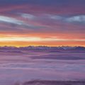 Blick von Wasserfluh auf die Berner Alpen waehrend des Sonnenaufgangs