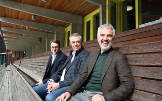 Das Steuerungskomitee: Landammann Philipp Wilhelm, Reto Branschi, CEO und Direktor der Destination Davos Klosters und Stephen Neff, CEO der Stiftung «Myclimate» (v.l.).