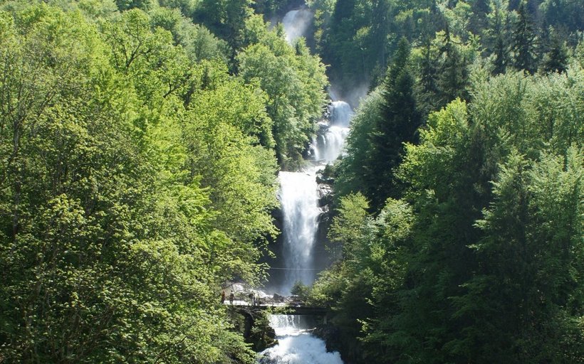 Sommerhitze, Reiseverhalten, Ferienplanung, Coolcations, Dertour Suisse, Marketagent, Tourismus