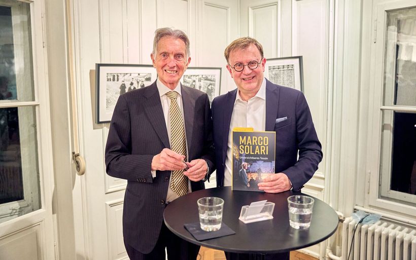 Marco Solari, ehemalige Präsident des Tessiner Tourismusverbandes, mit Claudio Righetti Gastgeber und Managing Owner Righetti & Partner GmbH (v.l.