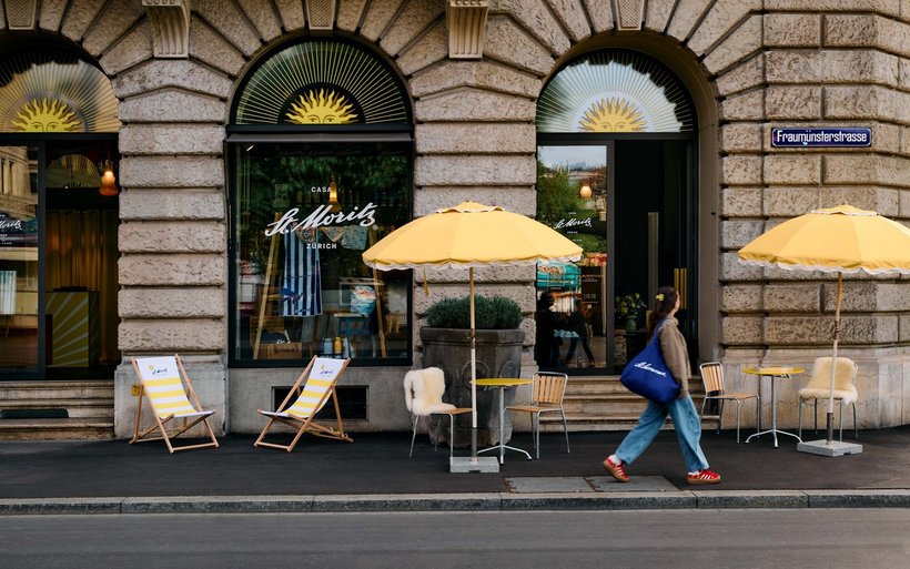 Die Casa St. Moritz am Zürcher Bürkliplatz soll Stadtpublikum und Reisende für Sommerferien im Engadin gewinnen.