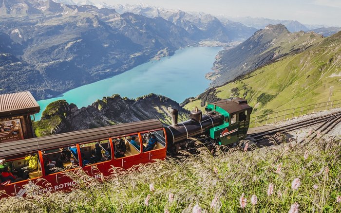 Die Brienz-Rothorn-Bahn transportierte 2025 über 261'000 Fahrgäste auf das Brienzer Rothorn.