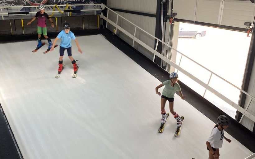 Skifahren in der Halle