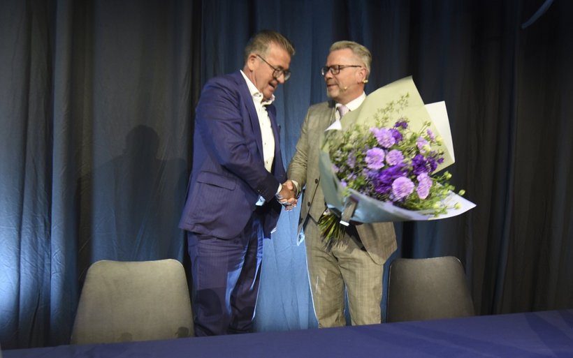 Cristian Lienhard, langjähriger Gastgeber im Hof Weissbad und abtretender Verwaltungsrat, Thomas Rechsteiner, Verwaltungsratspräsident, v. l.