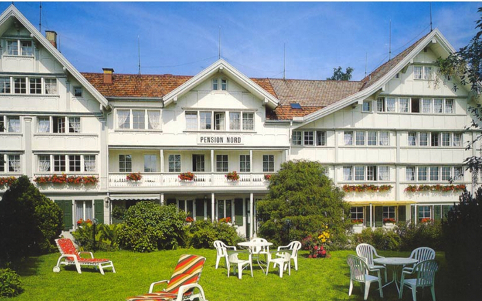 Die seit Jahren leerstehende Pension Nord in Heiden liegt in der Kurzone an erhöhter Lage mit Blick Richtung Bodensee.