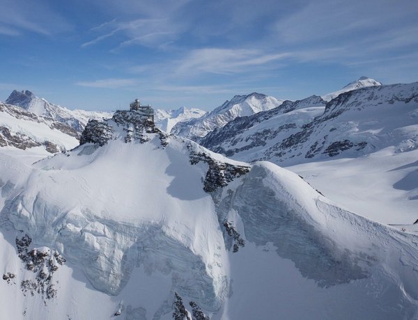 Die Jungfraubahnen rechnen wegen der geopolitischen Unsicherheiten mit einem schwierigeren Geschäftsjahr 2026.