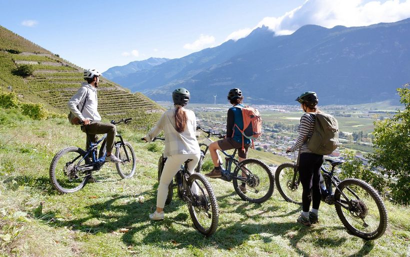 Nouvelles attentes des consommateurs: d'après une enquête de Suisse Tourisme, 69% des personnes interrogées souhaitent des offres de voyage plus durables.
