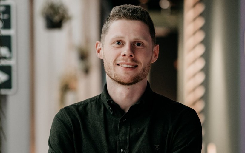 Hendrick Renken Capsule Hotel