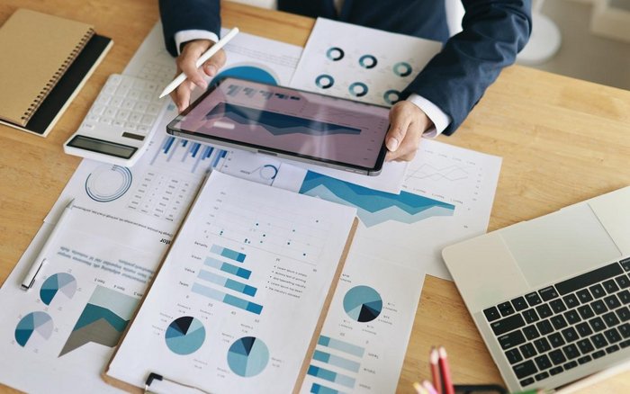 benchmarking hôtelier, STR, RevPAR, ADR, taux d’occupation, gestion des revenus, performance hôtelière