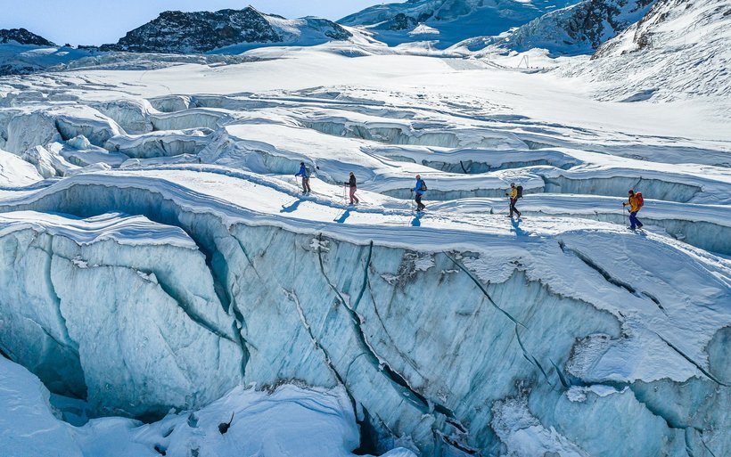 Gletschertourismus, Klimawandel, Jungfraujoch, Saas-Fee, Alpen, Tourismusstrategien, Nachhaltigkeit