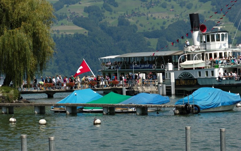 Dampfschiff Blüemlisalp