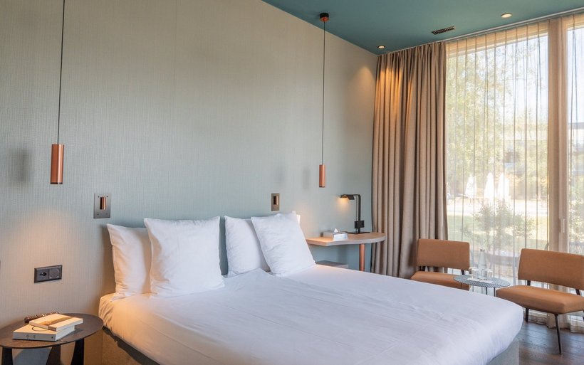 Pattùs Hôtel, Saint-Aubin-Sauges, lac de Neuchâtel, hôtellerie suisse, réouverture d'hôtel, Maison Rivia, tourisme neuchâtelois