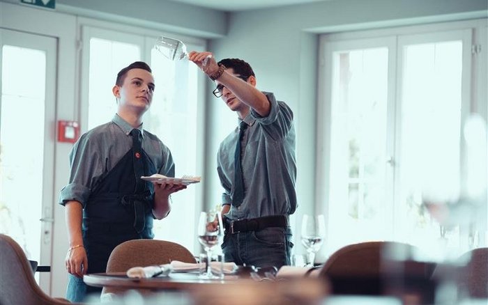 erufsbildung, duales Bildungssystem, Schweiz, Fachkräfte, Hotellerie, höhere Berufsbildung, Bildungssystem